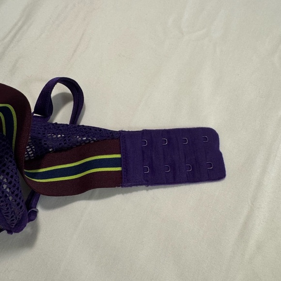 Victoria's Secret Purple Lace Push-Up Bra with Striped Band - Picture 9 of 11